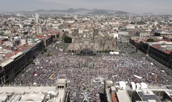Está en marcha el cambio de régimen, afirma presidente López Obrador en mensaje por primer año de gobierno