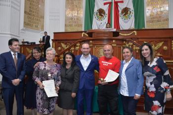 Reciben Clara Jusidman Rapoport y a la Asociación Civil Espacio Libre Independiente Marabunta la Medalla al Mérito de Defensoras y Defensores de Derechos Humanos 2019