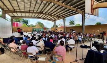 Concluye primer día de consulta a comunidades del sureste sobre Tren Maya