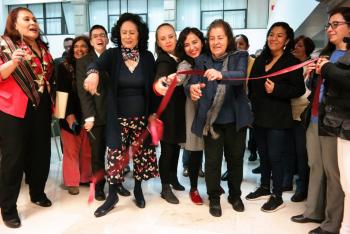 Inauguran en el lobby del edificio de Zócalo del Congreso de la CDMX la exposición Mujeres Libres de Violencia