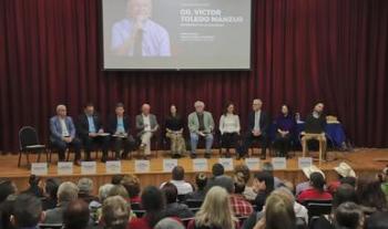 Sólo mediante concertación se podrán resolver los conflictos socioambientales: Víctor M. Toledo