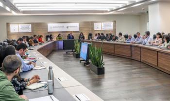 Promueve Agricultura uso racional de medicamentos en el sector pecuario para evitar resistencia a antibióticos, hongos, virus y parásitos