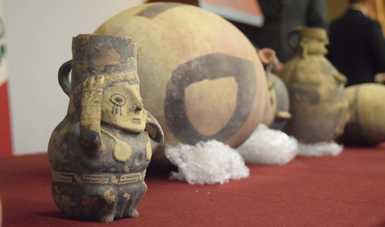El Gobierno de México restituye a la República de Perú 37 piezas de sus antiguas culturas