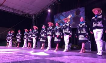 Compañía de Danza Folklórica Xochicalli: de la tradición a la innovación en 42 años de historia