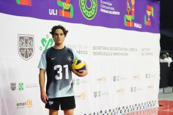 CUMPLE SUEÑO ESTUDIANTE DE MEDICINA AL JUGAR EN EL PALACIO DE LOS DEPORTES