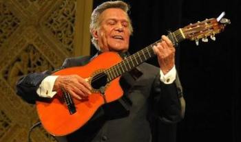 La música romántica de luto por la partida de Chamín Correa