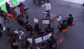 Buscan con vibraciones acercar al público a la música contemporánea