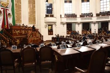 Presentan exhortos para mejorar la accesibilidad en el Metro de personas con discapacidad