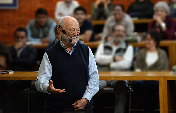 La especie humana, apoderada del planeta y distante de la naturaleza: José Sarukhán