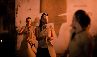 La Tempestad, grupo dancístico de mujeres, destaca en Morelia