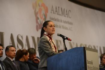 "México vive una transformación para garantizar el acceso a los derechos y erradicar la corrupción". - Sheinbaum Pardo