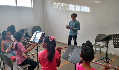 Después de ser niños de las Bandas Sinfónicas Comunitarias de Cd. Juárez, hoy son jóvenes maestros que siembran conciencia