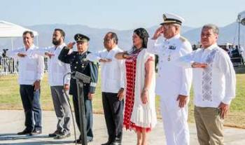 Encabeza Frausto Guerrero ceremonia por el Día de la Bandera en Iguala