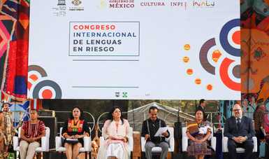 Concluye Congreso Internacional de Lenguas en Riesgo