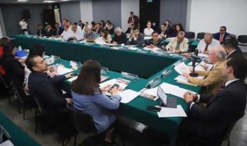 Víctor M. Toledo informó a senadores el estado que guardan los temas ambientales del país