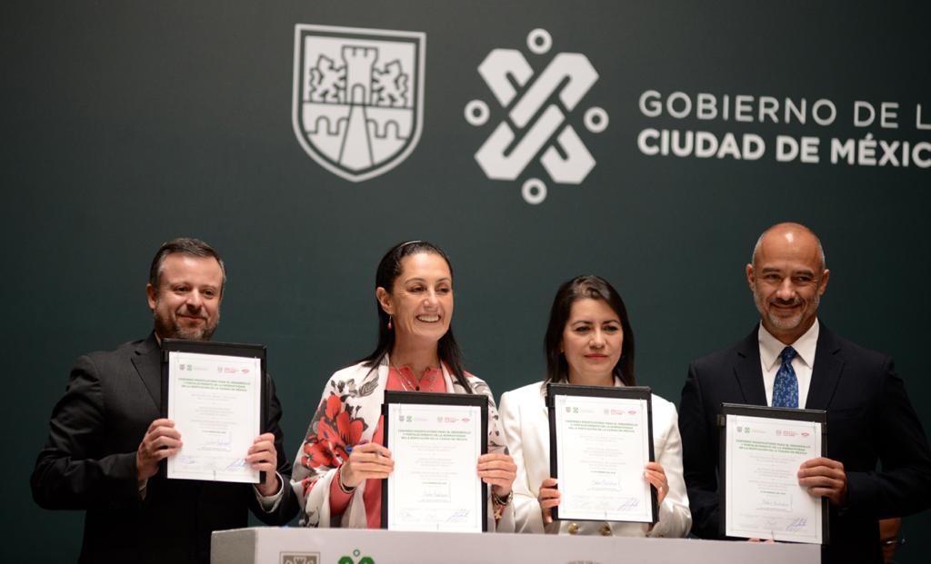 Firman convenio Gobierno de la Ciudad de México, CMIC y UNAM para mejorar calidad de edificaciones