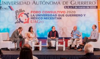 Universidades, clave para gestar el conocimiento que permita superar la doble crisis mundial: Víctor M. Toledo