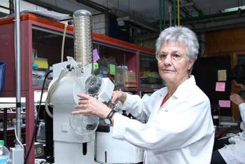 Investigadora de la UNAM, primera latinoamericana en recibir el Premio “Norman R. Farnsworth”