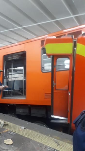 Choque de trenes en la estación Tacubaya de la línea 1 del Metro
