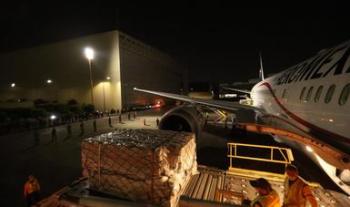 Frente a COVID-19, llega a México segundo embarque con equipo de protección para personal de salud