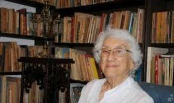 Dolores Castro, apasionada de la palabra y la poesía