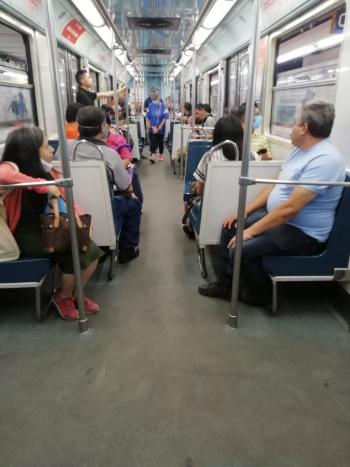 Historias en el metro - En boca tapada no entran virus