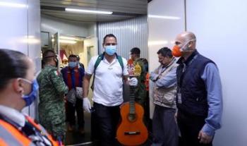 Regresan tripulantes mexicanos de cruceros internacionales
