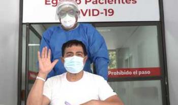En día histórico, Hospital Juárez de México da de alta a 12 pacientes recuperados de COVID-19