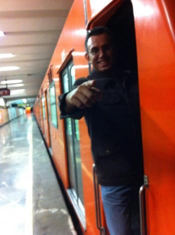 Historias en el metro - Entre tiburones
