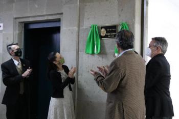 Devela Jefa de Gobierno placa en honor a Virgilio Caballero