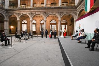 Encabeza Jefa de Gobierno ceremonia del 210 aniversario del inicio de la Independencia de México
