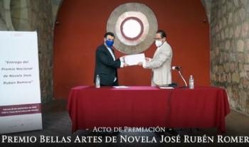 Imanol Caneyada recibe el Premio Bellas Artes de Novela José Rubén Romero 2020