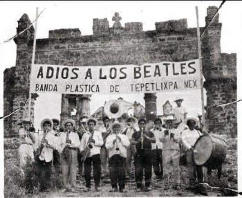 "La llegada de dos Beatles a México"