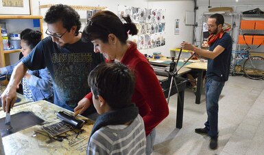 La Retaguardia promueve el aprendizaje del arte del grabado en Veracruz