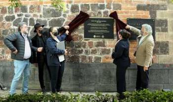Develación de placa en honor del luchador social Demetrio Vallejo Martínez