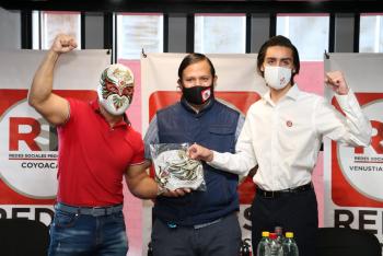Michel Vázquez y Carístico toman protesta a juveniles progresistas CDMX