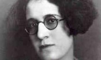 Lola Cueto, pasión por el teatro guiñol y el arte popular
