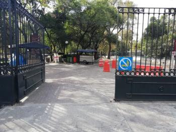 Historias en el metro - Las rejas de Chapultepec