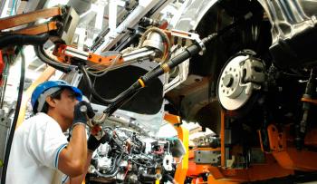 La industria automotriz, en crisis con esperanza de mejorar
