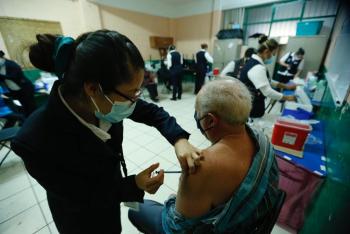30 mil 332 adultos mayores vacunados en primer día del Plan Nacional de Vacunación