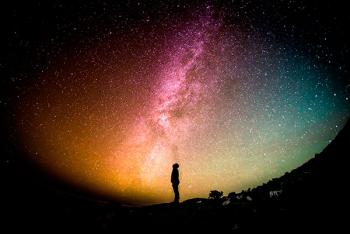 Propone investigadora de la UNAM teoría para resolver controversia por edad del Universo
