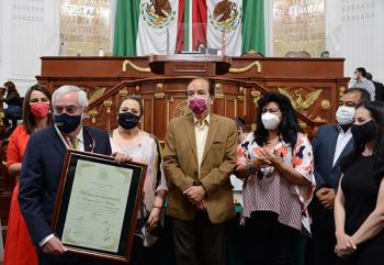 Reconocimiento del Congreso de la Ciudad de México al rector de la UNAM