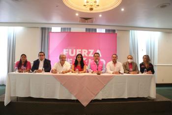 Se suman candidatos de otros partidos a Luisa Alpízar