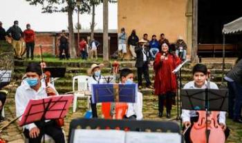 Semilleros creativos de Michoacán realizan encuentro cultural en Nurio