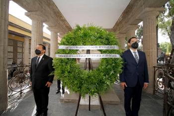 Resalta Martí Batres legado de principios de Benito Juárez en su 149 aniversario luctuoso