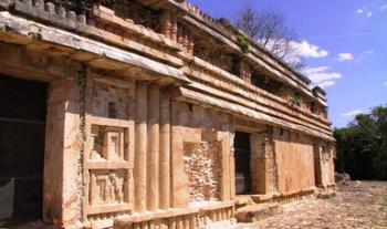 Reabren en Campeche las zonas arqueológicas de Chunhuhub y Chicanná 