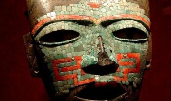A un siglo de su hallazgo, dedican exposición temporal y coloquio a la máscara de Malinaltepec