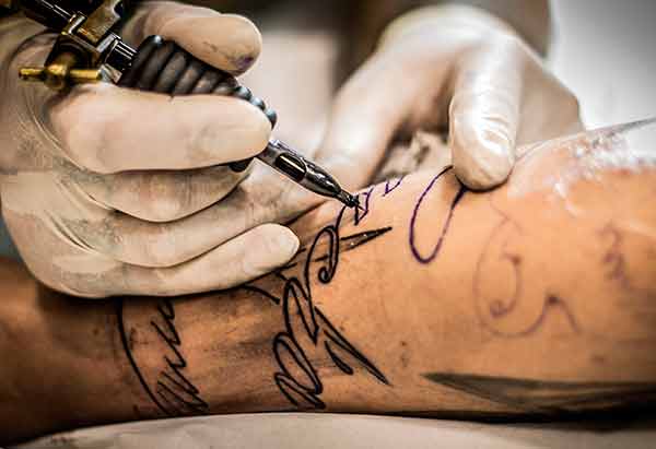 Tatuajes: del rechazo a la moda social