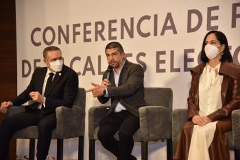 Tabe presenta equipo de transición en MH; sesiones serán transmitidas en vivo