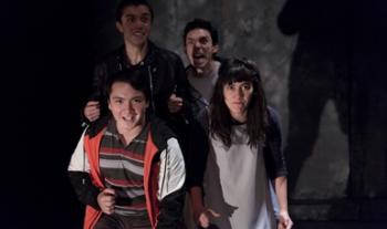 Beautiful Julia, una obra que explora el instinto, el descubrimiento y la aceptación de la identidad durante la adolescencia